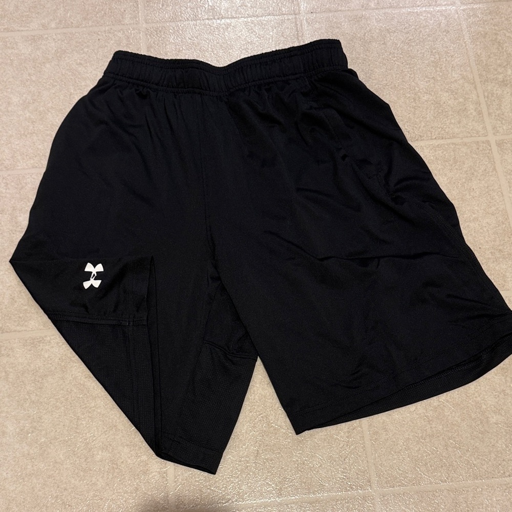 Under Armour Men's Athletic Black Shorts